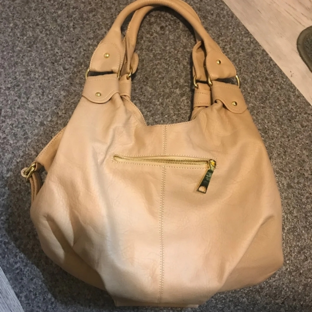 Dolce & Gabanna Purse - Picture 9 of 16